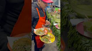 Así los tacos surtidos en puesto callejero de la CDMX tacos surtidos foodie viral parati [upl. by Cassiani]