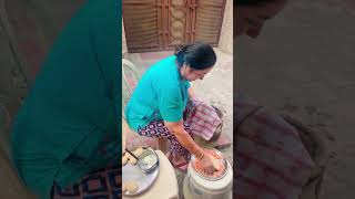 Pyaaz Ki Roti😋😍youtubeshorts shorts trending viralvideo mom tandoori [upl. by Sauveur66]