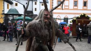 Krampuslauf der Salzburger StefaniPerchten auf der Festung Hohen Salzburg [upl. by Ytsirhk]