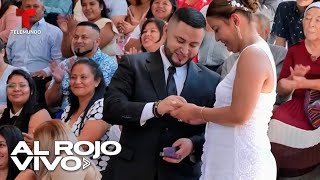 Decenas de parejas se juran amor eterno en una boda masiva en El Salvador [upl. by Arimahs941]