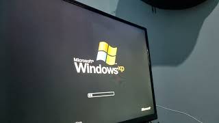 windows XP startup on real hardware [upl. by Thier]