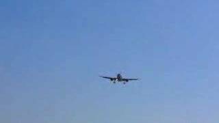 Air France A320 Landing to Yesilkoy Airport [upl. by Dnaloy272]