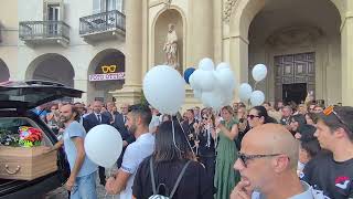 VENARIA  In centinaia per salutare Gabriele Dipinto [upl. by Hrutkay]