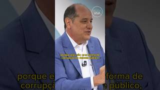 Eugênio Bucci explica por que as fake news podem acabar com uma sociedade  Shorts [upl. by Alius]