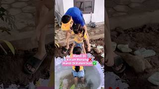 DOMINIQ BANTU DARLEEN MANDI DI KOLAM IKANviralvideotrendingshortviralshortvideotrendviral [upl. by Meredithe]