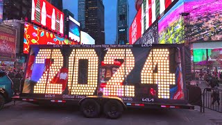 NYC Times Square New Years Eve 2024 Preparation 4K HDR  2024 Numerals at Times Square Manhattan NYC [upl. by Eenhpad]