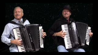 French Accordion Medley Valse Musette Gracieuzette La Petit BoumLee Terry Meisinger [upl. by Learsiy]