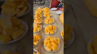 রাস্তার পাশে ফ্রুট চাট  Street Food Review fruit streetfood bdstreetfood foodie [upl. by Currie104]