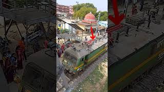 Relway Upper side on the Trane treanding shortvideos indianrailways ytshorts [upl. by Romano]