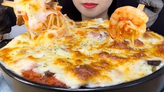 ASMR チーズたっぷりスパゲティ♪♪ 치즈오븐스파게티 を 食べる eating sounds [upl. by Ilke510]