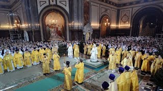 Orthodox Christmas Eve mass in Moscows Cathedral of Christ the Saviour [upl. by Nagar]