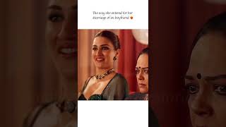 The way she entered for her ex boyfriend marriage dopatti kritisanon shaheersheikh [upl. by Kuo]