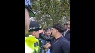 unhinged Zonist Antagonise Muslims then Police steps in 😳  Speakers corner [upl. by Jerald602]