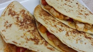 RECETTE DE CRÊPE SALÉE AU POULET ET FROMAGE FACILE CUISINERAPIDE [upl. by Vicki685]