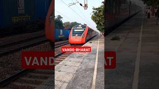 VANDE BHARAT EXPRESS 160 km Speed trending automobiletravel vandebharatexpressshortsviralvideo [upl. by Aloise]