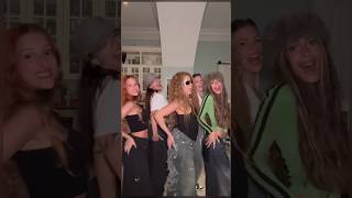 ShakiraDanna Anitta Lele Pons Winnie Harlow Bailando una parte del tema Soltera shakira [upl. by Lally]