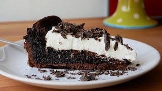 Mississippi Mud Pie Rezept  Muddy Mississippi Cake Recipe  ENG SUBS [upl. by Mella]