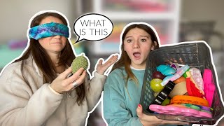 HOW WELL DOES MOM KNOW OUR FIDGETS 😳  BLINDFOLD CHALLENGE [upl. by Burd]