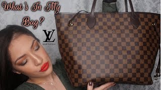 ♡ Whats In My Louis Vuitton Neverfull MM 2017 ♡ [upl. by Nivrad]