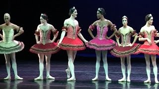 Les Ballet Trockadero en los Teatros del Canal [upl. by Derfnam]