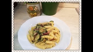 PASTA ZUCCHINE E SPECK RICETTA FACILE [upl. by Lenhart]