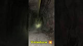 Voladura  Galería en Mina Subterránea  Explosivos 💥 [upl. by Adlih]