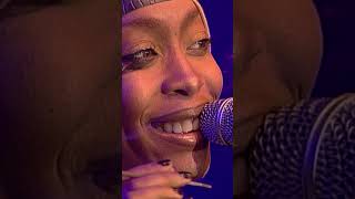 Erykah Badu  Rimshot Intro  North Sea Jazz 2001 [upl. by Sadira]