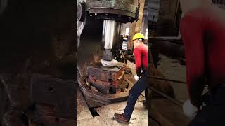 The production of flange interesting video fitting flanges flange steelpipes welding [upl. by Janerich]