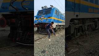 Patari Mein pair fas Gaya railway train [upl. by Anawahs]