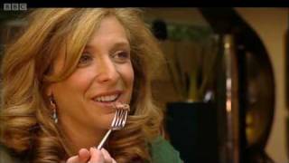 Pregnant woman comfort food  A Taste of My Life  BBC [upl. by Lerud]