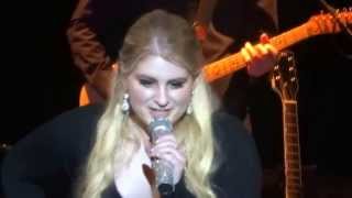 Meghan Trainor  All about that bass Live Trianon Paris  28052015 [upl. by Mccarthy]