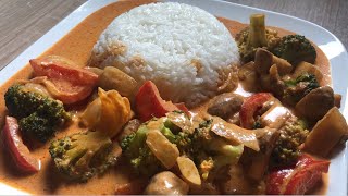 🍛🥘Rotes THAI CURRY mit Hähnchen und Gemüse selber machen mit Kokosmilch EINFACH UND SCHNELL [upl. by Theresa]