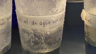 Experimento de solidificación con agua agua salada y aceite [upl. by Theodora]