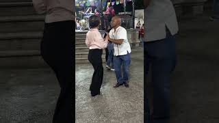 La suavecita cumbia musica usa baile bailestipicos huapangos bailesmexicanos dance bailando [upl. by Rutherfurd]