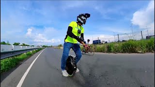 Standing start GotWay Nikola versus Cyclists 🔥🚀 [upl. by Ilrebma]