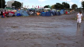 Luxury Campsite entrance on sunday  Creamfields 2012  Daresbury UK [upl. by Landahl]