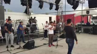 Los lideres de la banda LA INGENUA en vivo [upl. by Yelsek]