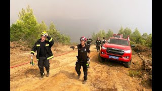 Srpski vatrogasci gase požare na Eviji u pomoć stigla i helikopterska jedinica [upl. by Kozloski]