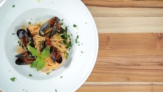 Marinara Sauce with Steamed Mussels [upl. by Rika29]