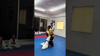 Taekwondo selfdefense shorts taekwondo selfdefenseclass defence [upl. by Edny716]