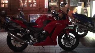 ばくおん 可愛い高校生ライダー 2014 HONDA・CBR250R ホンダ・CBR250R MC41 CBR1100XX SuperBlackbird スーパーブラックバード [upl. by Cresa]