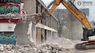 Abrissarbeiten auf dem Gelände des Alten Schlachthofs in Bonn [upl. by Enyawd]