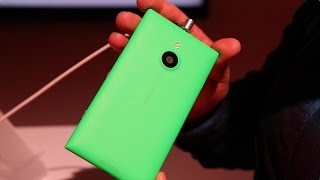 Nokia Lumia 1520 in bright green color [upl. by Jannery]