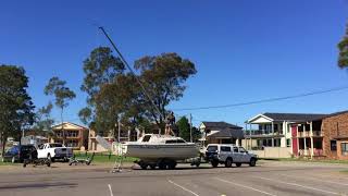 Trailer sailer mast lowering on a Farr 7500 trailer yacht [upl. by Niraj]