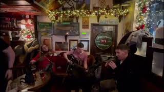 quotThe Lonesome Boatmanquot on 5 String Violin Guitar amp TinWhistle  Peadar ODonnells Pub Derry City [upl. by Ellswerth]