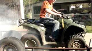 2007 Honda Rancher BURNOUT Asphalt Tire FAIL [upl. by Brinna880]