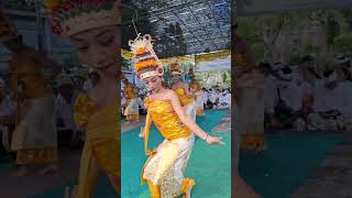 tari rejang dewa [upl. by Brenn]