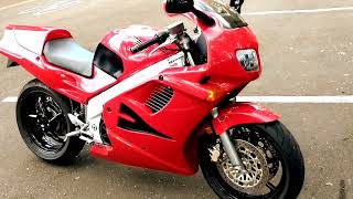 Honda RC36 VFR Loud Sounds [upl. by Finnigan712]