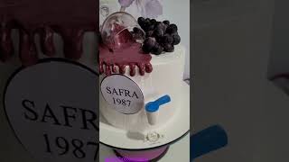 Bolo que sai vinho 🍷 cake confeitaria shortsviral [upl. by Mowbray]