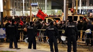 AntiIslamistenDemo in Kassel Polizei verhindert Eskalation [upl. by Aehc]